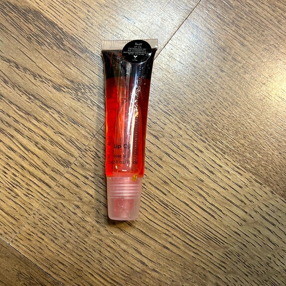 INT COSMETICS - Lip Oil